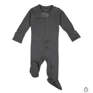 NEW Preemie L’oved Baby 2 Way Zipper Footie